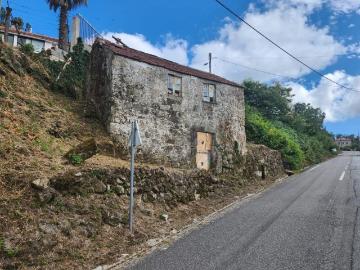 Moradia T0 à venda em Vouzela