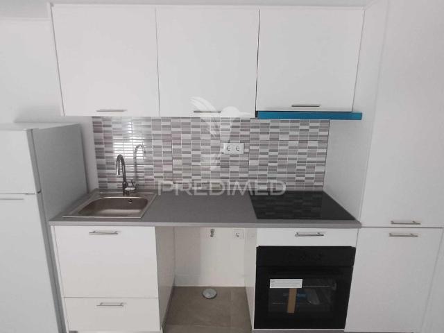 Moradia t0 com mezanine totalmente renovada cartaxo