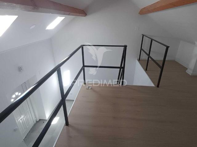 Moradia t0 com mezanine totalmente renovada cartaxo