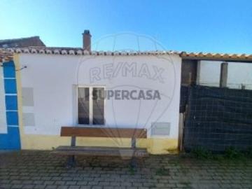 Moradia T0 em Alcaria Ruiva