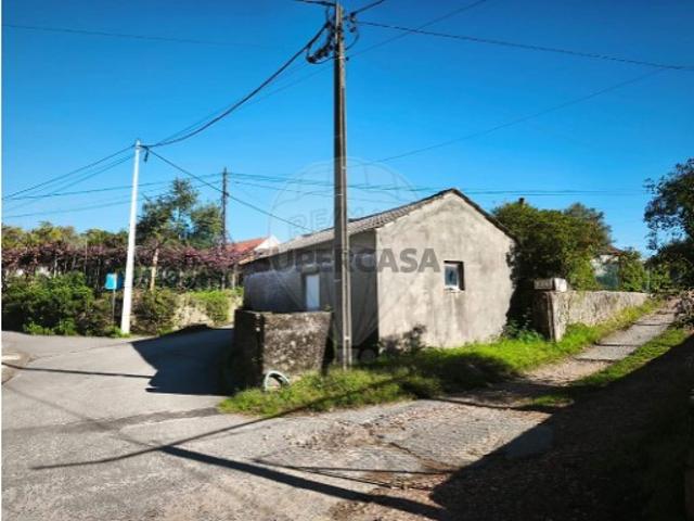 Moradia T0 em Cabaços e Fojo Lobal