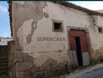 Moradia T0 em Fundão, Valverde, Donas, A. Joanes, A. Nova Cabo