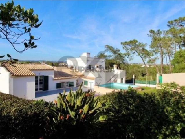 Moradia T7 em Luz de Tavira