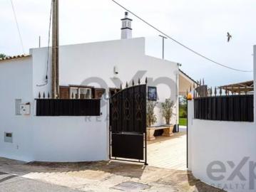 Moradia T5 em Santo Estêvão