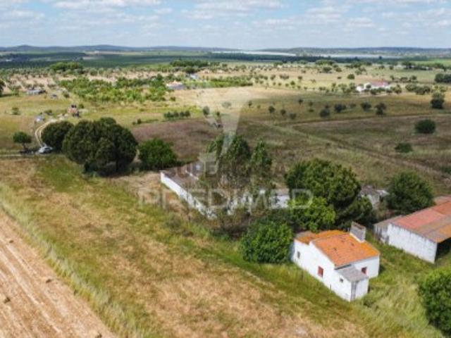 Moradia T0 em Torrão
