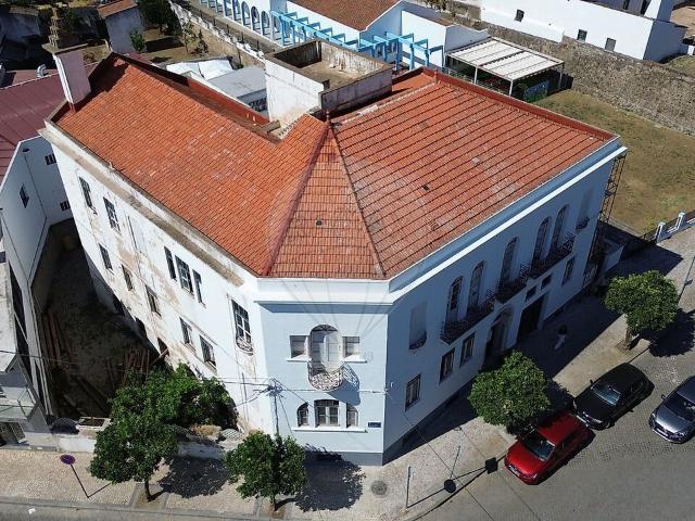 Moradia T10 à venda em Nossa Senhora da Expectação, Campo Maior RE/MAX Portugal