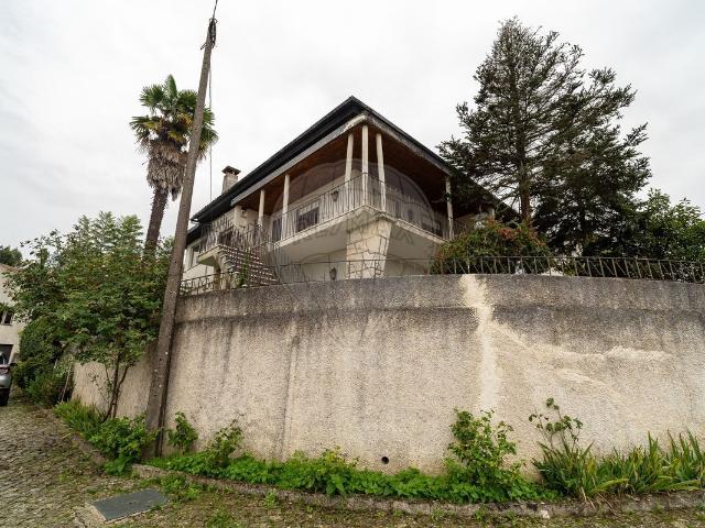 Moradia T10 à venda em Coimbra