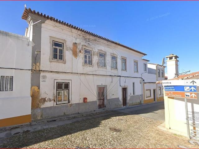Moradia T10 à venda em Viana do Alentejo, Viana do Alentejo RE/MAX Portugal