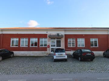 Moradia T11 em Taveiro