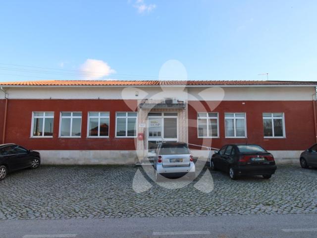 Moradia T11 em Taveiro