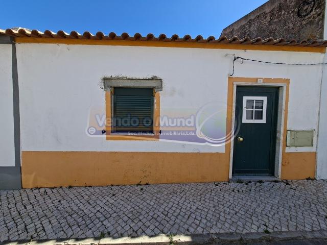 Moradia T1+1 em Muge MG065