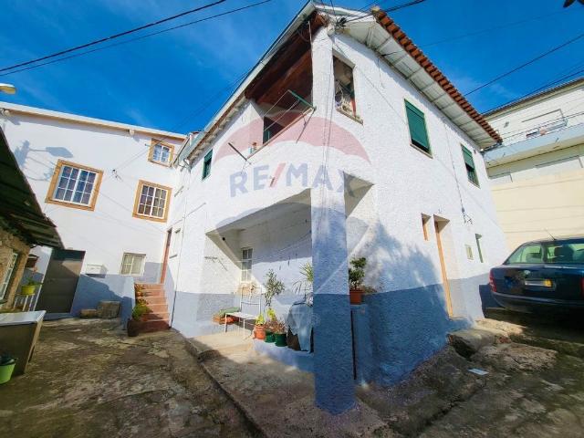 Moradia T12 à venda em Covilhã e Canhoso, Covilhã RE/MAX Portugal