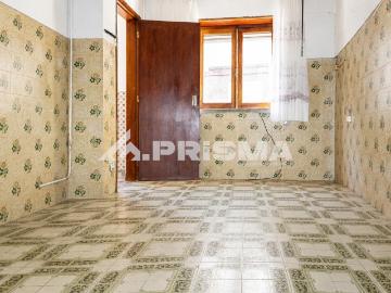 Moradia T1+2 com Terraço, Varanda e Lareira para Venda em Alcains