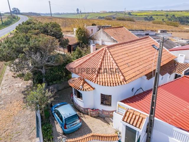 Moradia T2+1 Ericeira 15 km, A Casa das Casas
