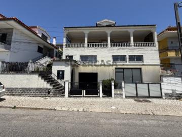 Moradia T15 para investidores Oportunidade de 15 quartos prontos para arrendamento
