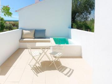 Moradia T1 Montejuntos com piscina