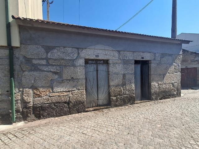 Moradia T1 à venda em Carvalhal Redondo e Aguieira, Nelas RE/MAX Portugal