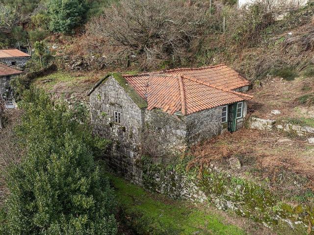 Moradia T1 à venda em Aboim da Nóbrega e Gondomar, Vila Verde RE/MAX Portugal