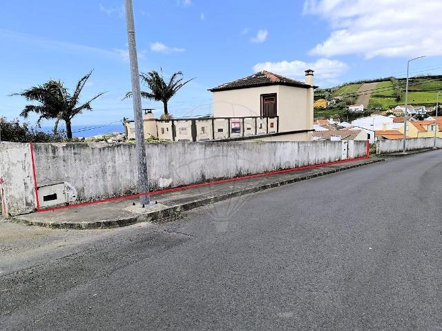 Moradia T1 à venda em Água D'Alto, Vila Franca do Campo RE/MAX Portugal