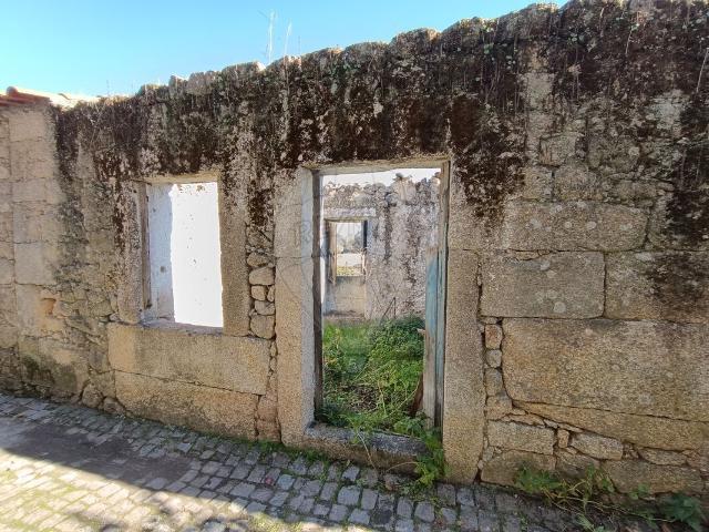 Moradia T1 à venda em Aldeia do Bispo, Águas e Aldeia de João Pires, Penamacor RE/MAX Portugal