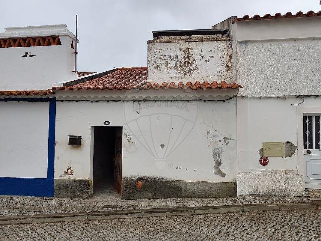 Moradia T1 à venda em Benavila e Valongo, Avis RE/MAX Portugal
