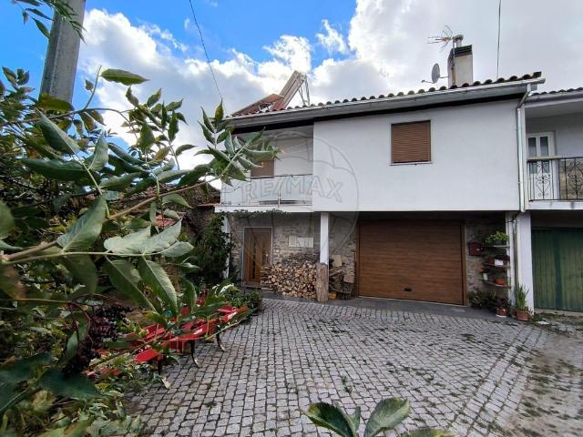 Moradia T1 à venda em Bragança
