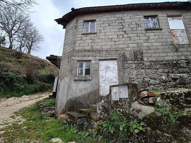 Moradia T1 à venda em Fafe