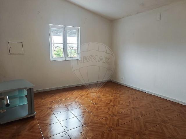 Moradia T1 à venda em Lousã e Vilarinho, Lousã RE/MAX Portugal