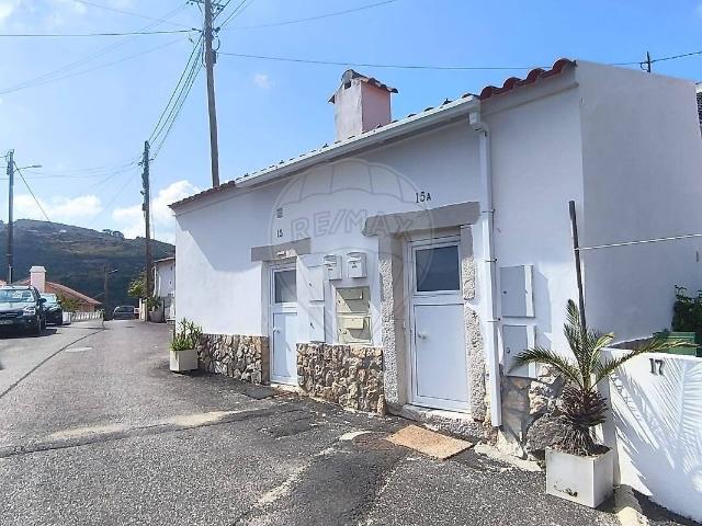 Moradia T1 à venda em Loures, Loures RE/MAX Portugal