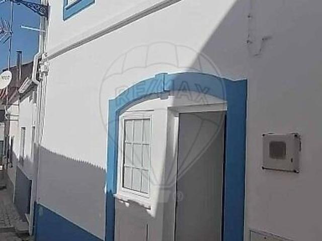Moradia T1 à venda em Minde, Alcanena RE/MAX Portugal