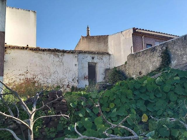 Moradia T1 à venda em São Bartolomeu de Messines, Silves RE/MAX Portugal