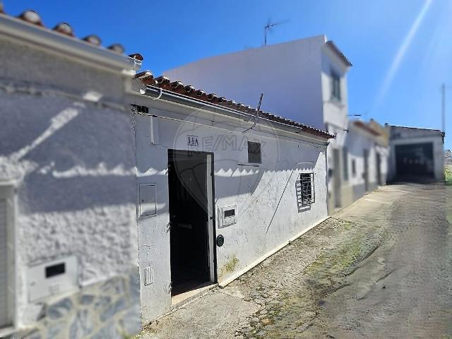 Moradia T1 à venda em São João Batista, Campo Maior RE/MAX Portugal