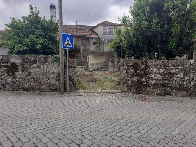 Moradia T1 à venda em Sátão