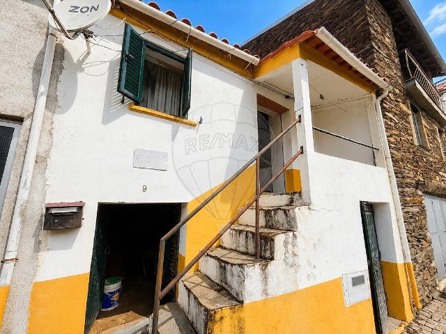 Moradia T1 à venda em Sazes da Beira, Seia RE/MAX Portugal