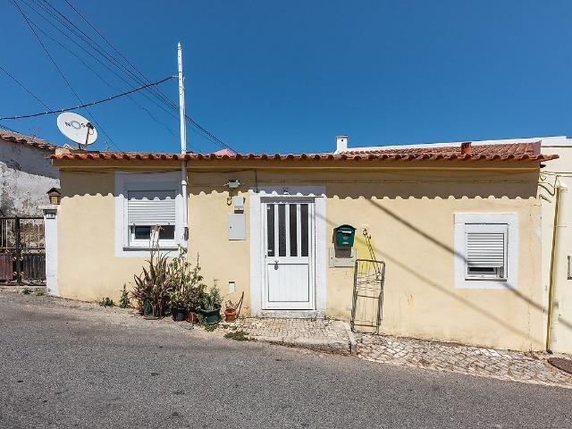 Moradia T1 à venda em Santo Antão e São Julião do Tojal, Loures RE/MAX Portugal
