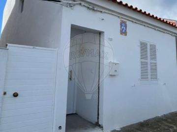 Moradia T1 à venda em Ponta Delgada