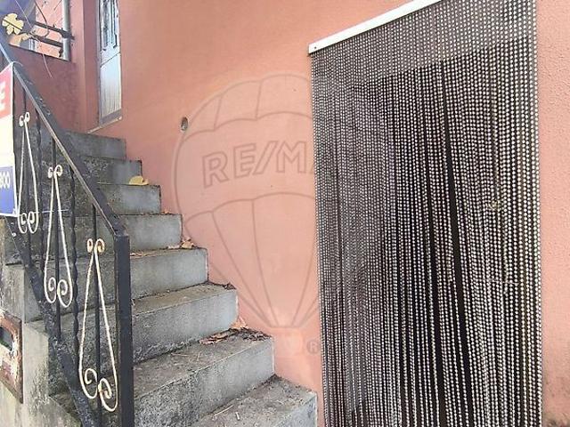Moradia T1 à venda em Parada de Ester e Ester, Castro Daire RE/MAX Portugal