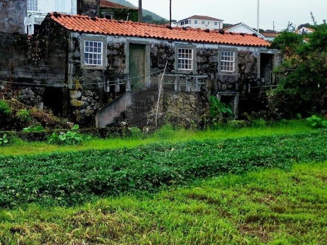 Moradia T1 à venda em Piedade, Lajes do Pico RE/MAX Portugal