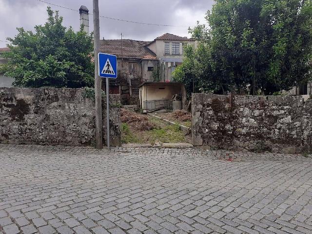 Moradia T1 à venda em Rio de Moinhos, Sátão RE/MAX Portugal