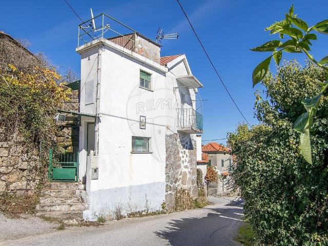 Moradia T1 à venda em Tondela