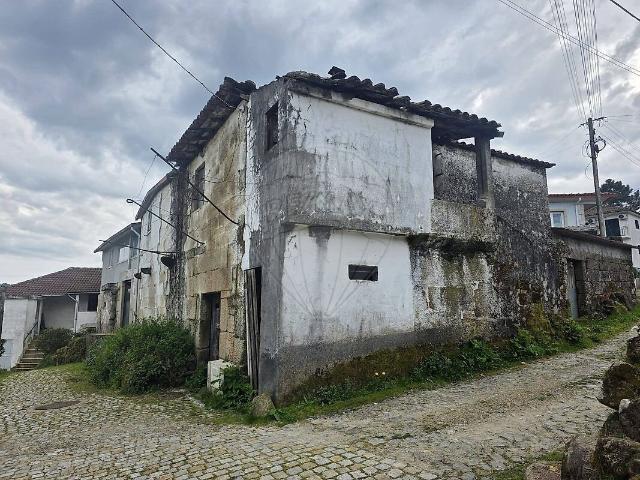 Moradia T1 à venda em Vila Marim, Vila Real RE/MAX Portugal