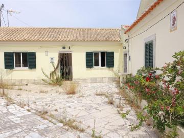 Moradia, T1 + Arrecadação, Sesimbra Zambujal m² Sesimbra Castelo
