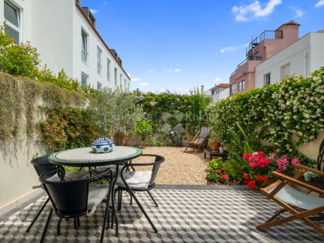 Moradia T1 com jardim para arrendamento na Lapa em Lisboa