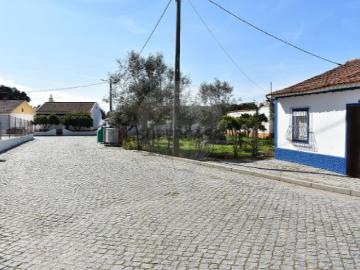 Moradia T1 em Benavila e Valongo