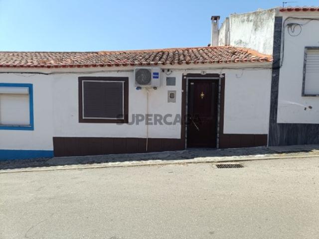 Moradia T1 em Beringel