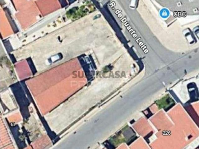 Moradia T1 em Charneca de Caparica e Sobreda