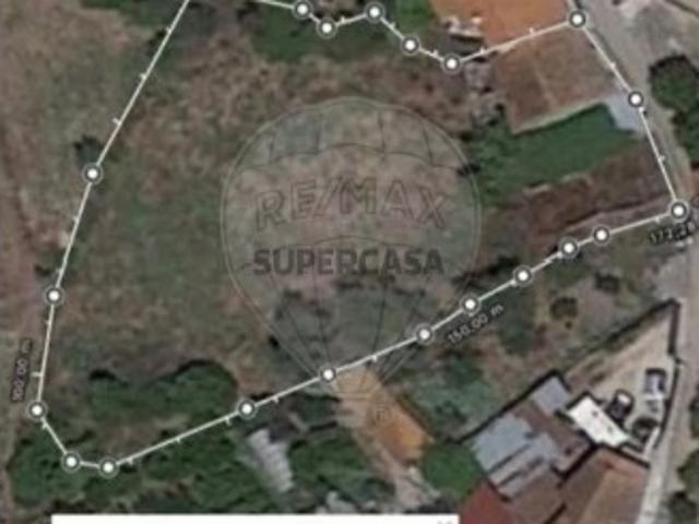 Moradia T1 em Lamas