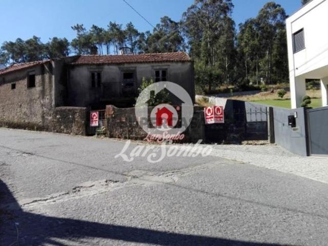 Moradia T3 em Laúndos