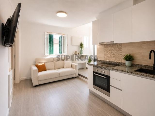 Moradia T1 em Loures