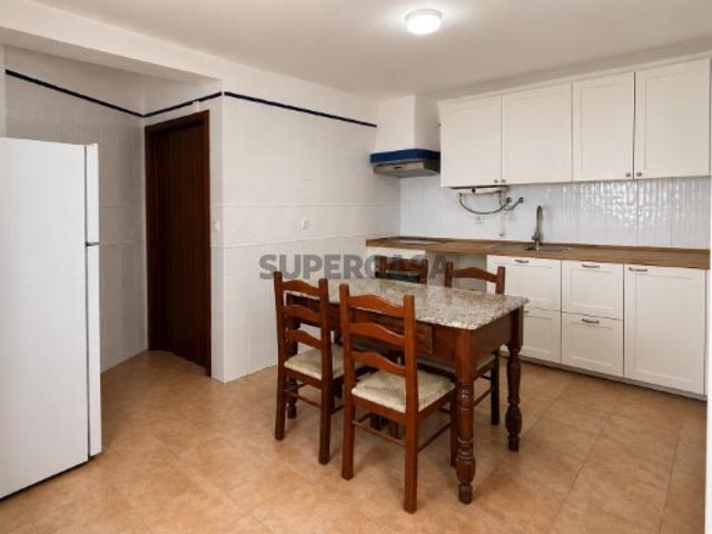 Moradia T1 em Santa Vitória e Mombeja